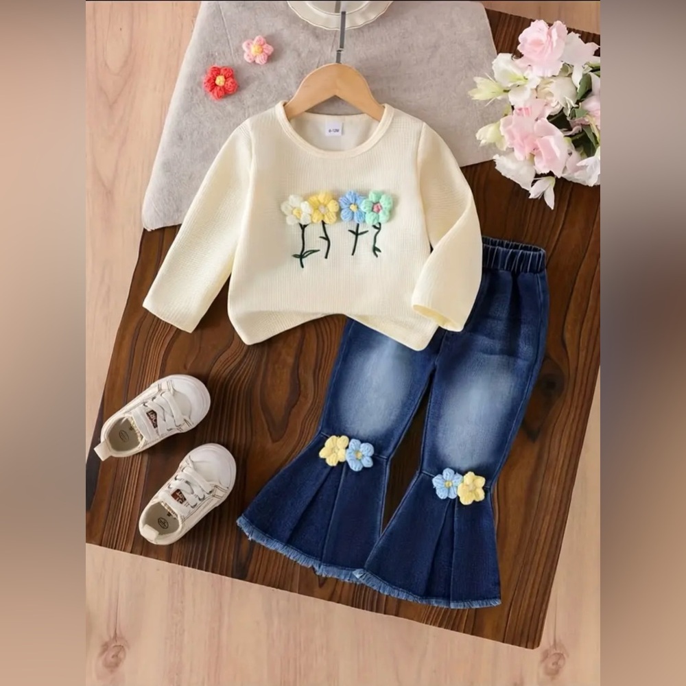 Floral Knit Sweater and Denim Bell Bottoms Set - size 2-3 years